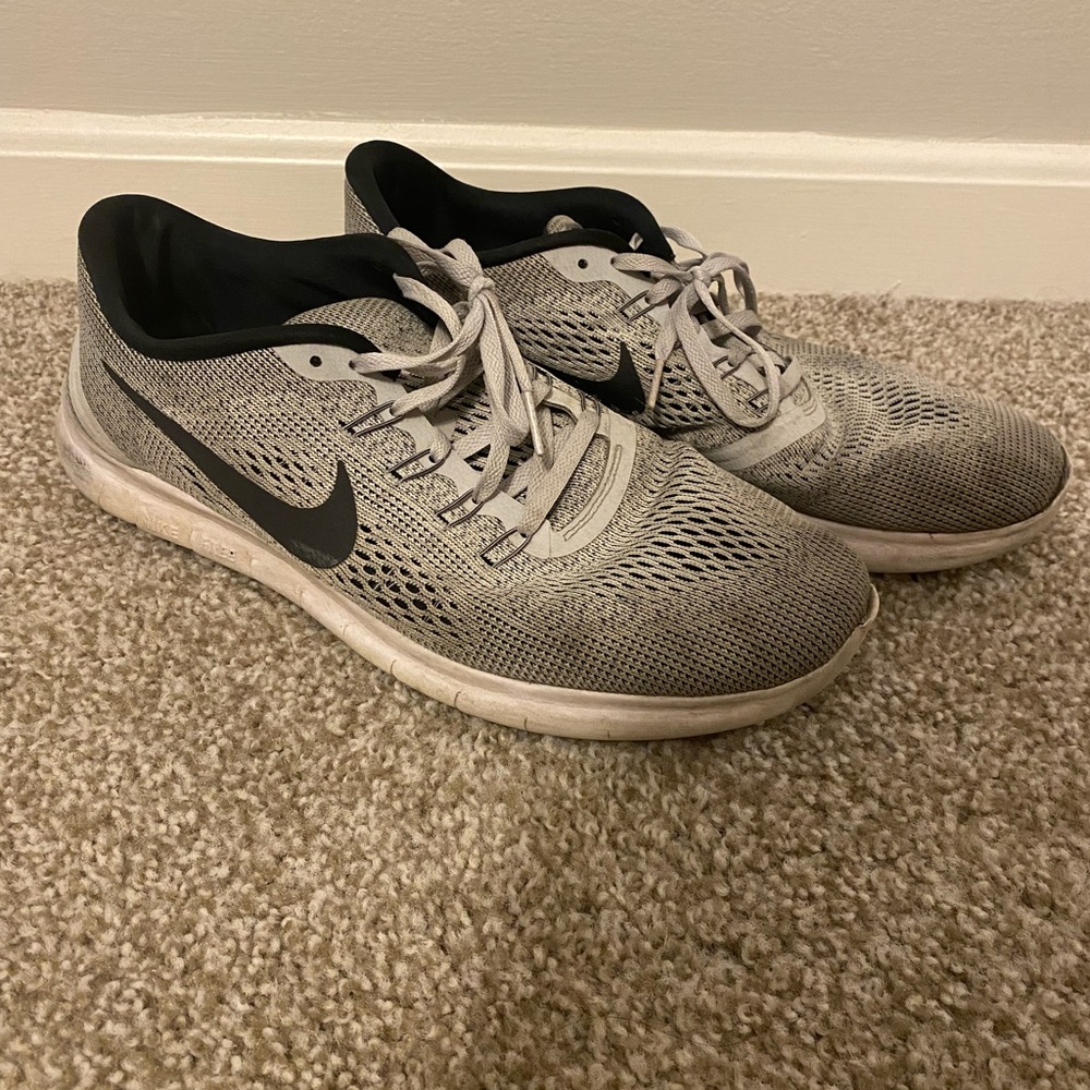 Men’s Nike Free Runs